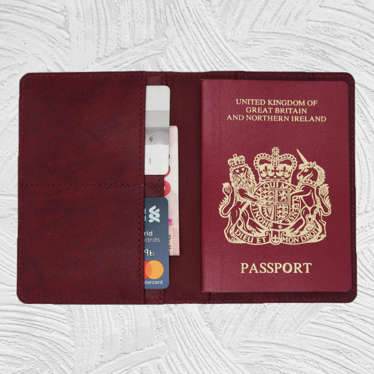 11965 Wesley - Leather Passport Holder