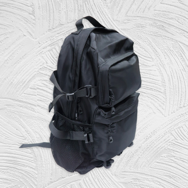 12209 Stylish backpack