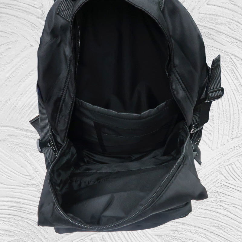 12209 Stylish backpack