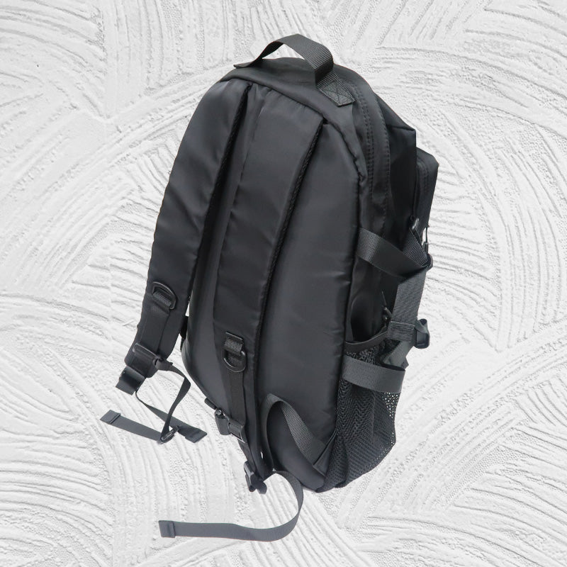 12209 Stylish backpack