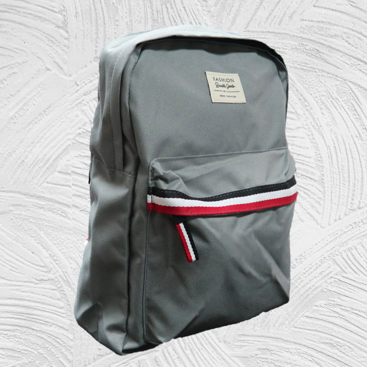 12220 Fashion: Lightweight Fashionable Backpack