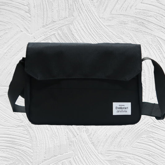 12261 End&Start: Fashionable Crossbody Bag